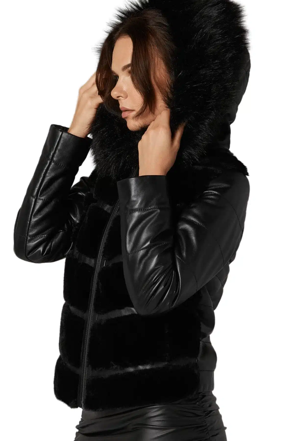 Classy-Black-Womens-Leather-Jacket-(3)-transformed_result